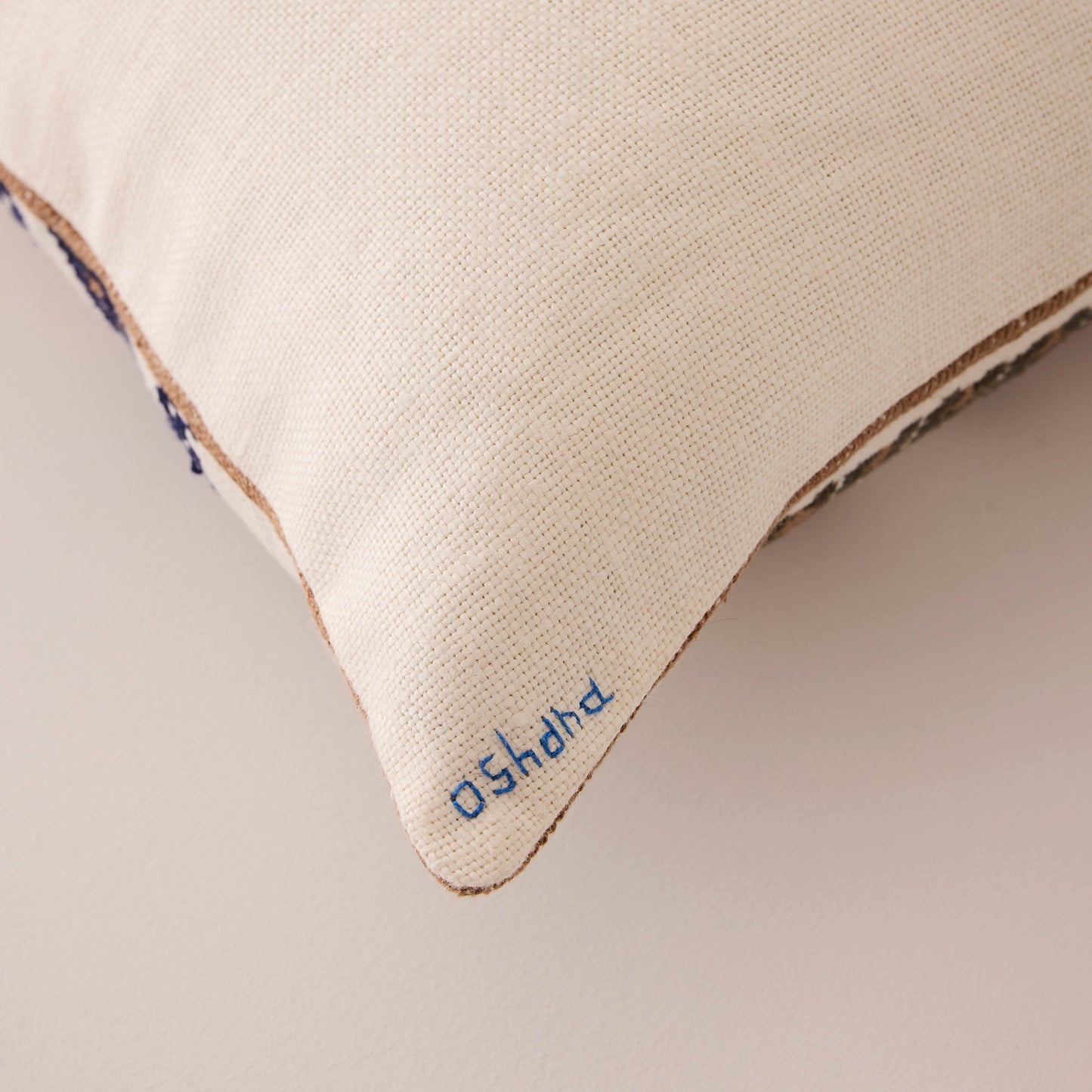 Tyoor Cushion Cover