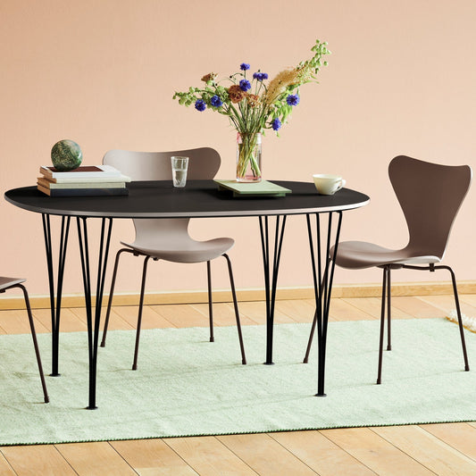 Superellipse Table