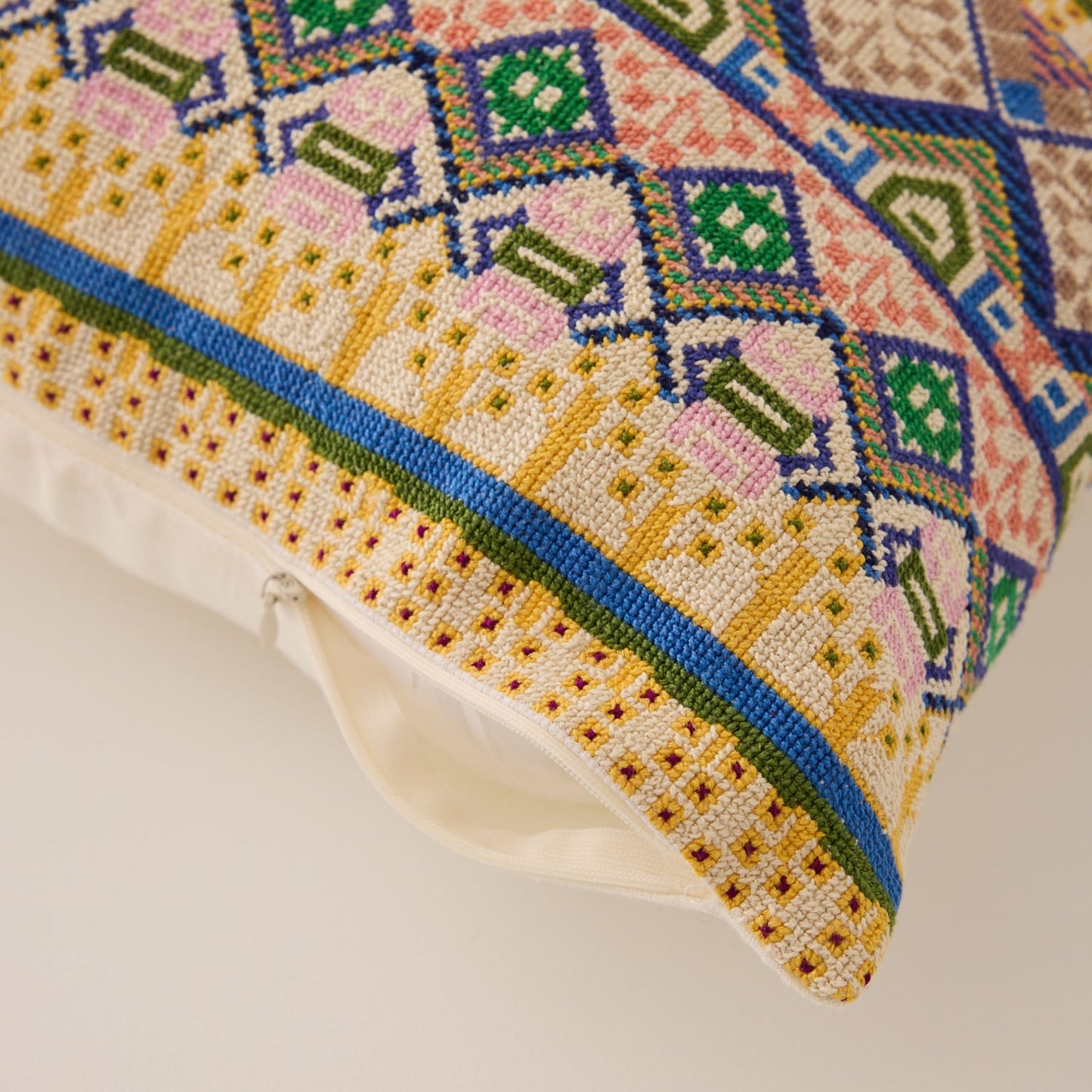 Saeeda Cushion Cover